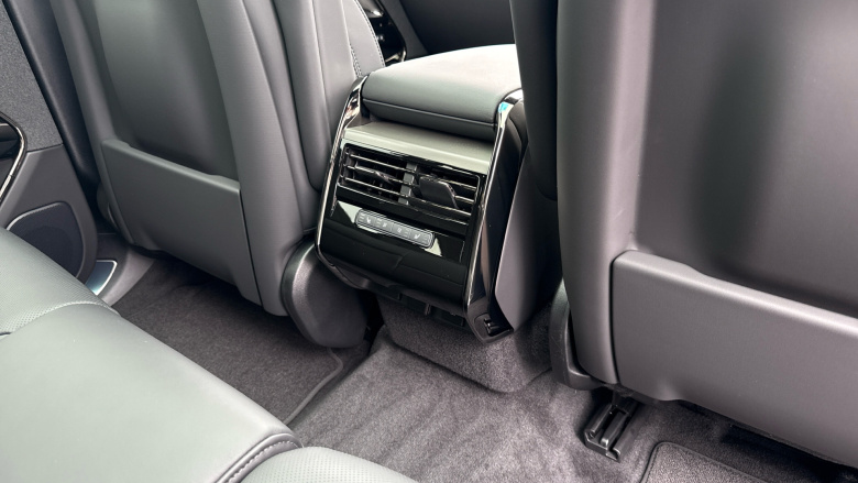 Land Rover Range Rover Sport 3.0 D300 Dynamic SE 5dr Auto Diesel Estate